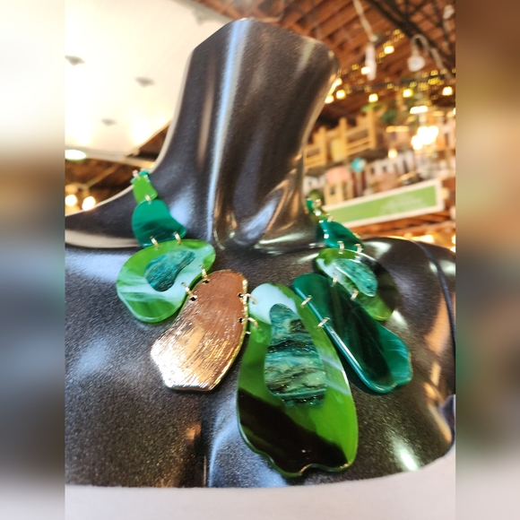 Green, Blue and Goldtone Statement Necklace with Earrings Set - Picture 10 of 16